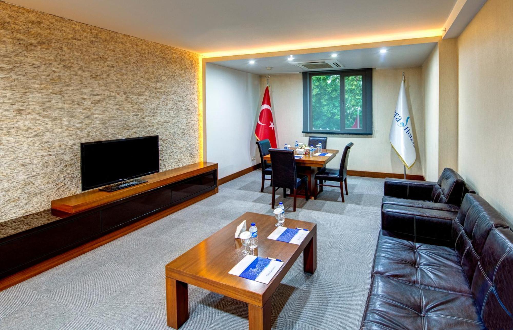 Bera Konya Hotel Exterior foto